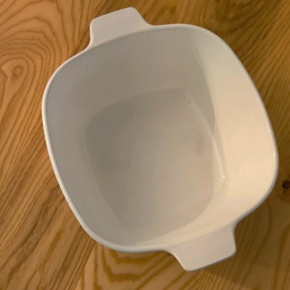 Corning Ware 1 3/4 qt Cornflower casserole dish